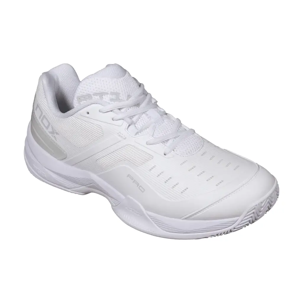 calzado de padel nox at10 pro blanco gris 1 Calzado de Pádel Nox AT10 Pro Blanco/Gris
