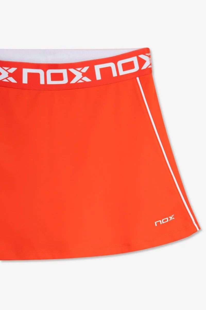 falda para mujer nox team red 3 Falda para Mujer Nox Team Red, detalle en uso