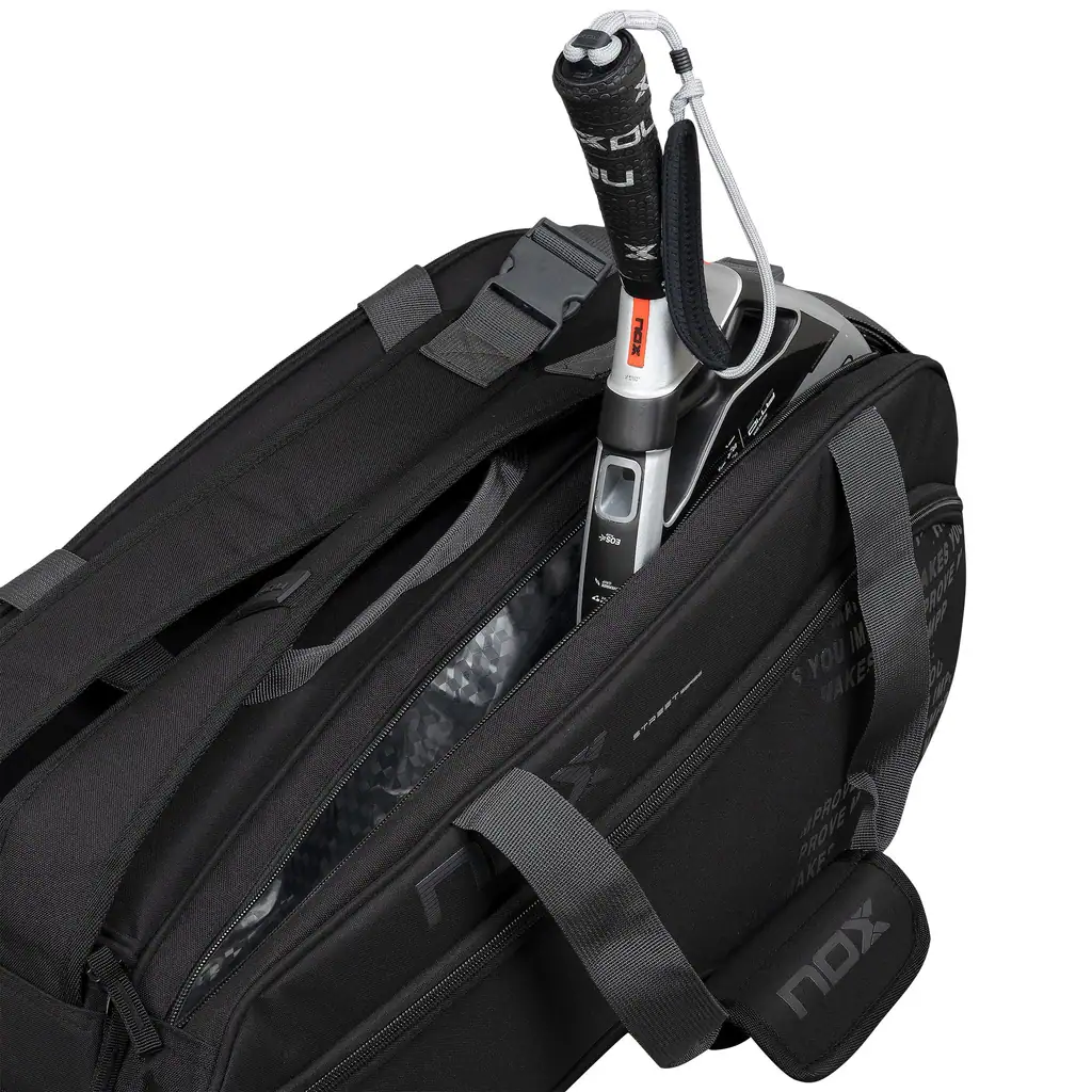 paletero nox street series 45l negro y gris 2 Paletero Nox Street Series 45L Negro y Gris, compartimento abierto con una pala